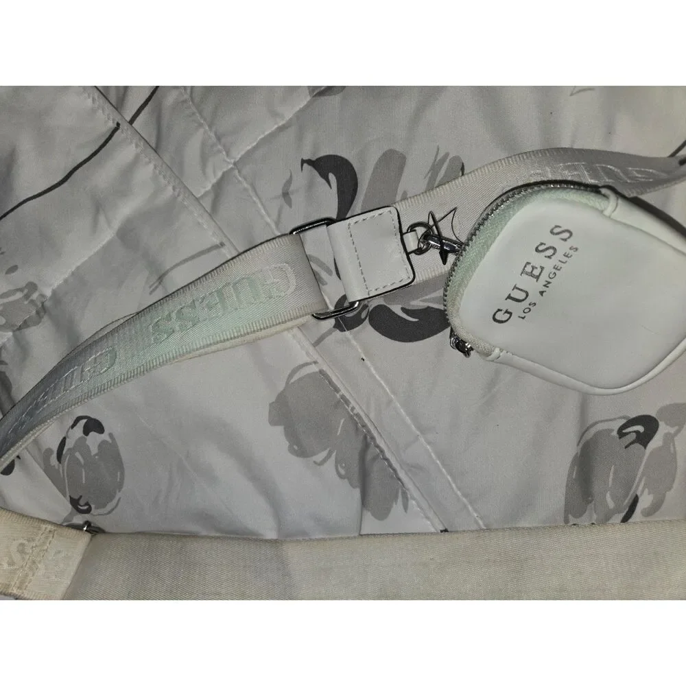 Guess women’s white